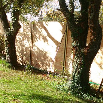 Pose d'une clôture occultante en bois - Salon en Provence