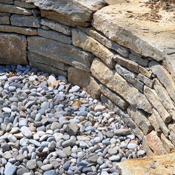 Gréasque - Réalisation d'un muret en pierre - détail