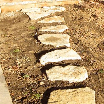 Jouques - Aménagement d'un jardin de maison avec pas japonais