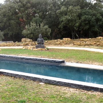 Aménagement d'un jardin avec piscine à Rogne